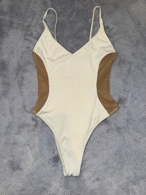 l*space Ribbed Hollywood One Piece Swimsuit Cream Size Medium